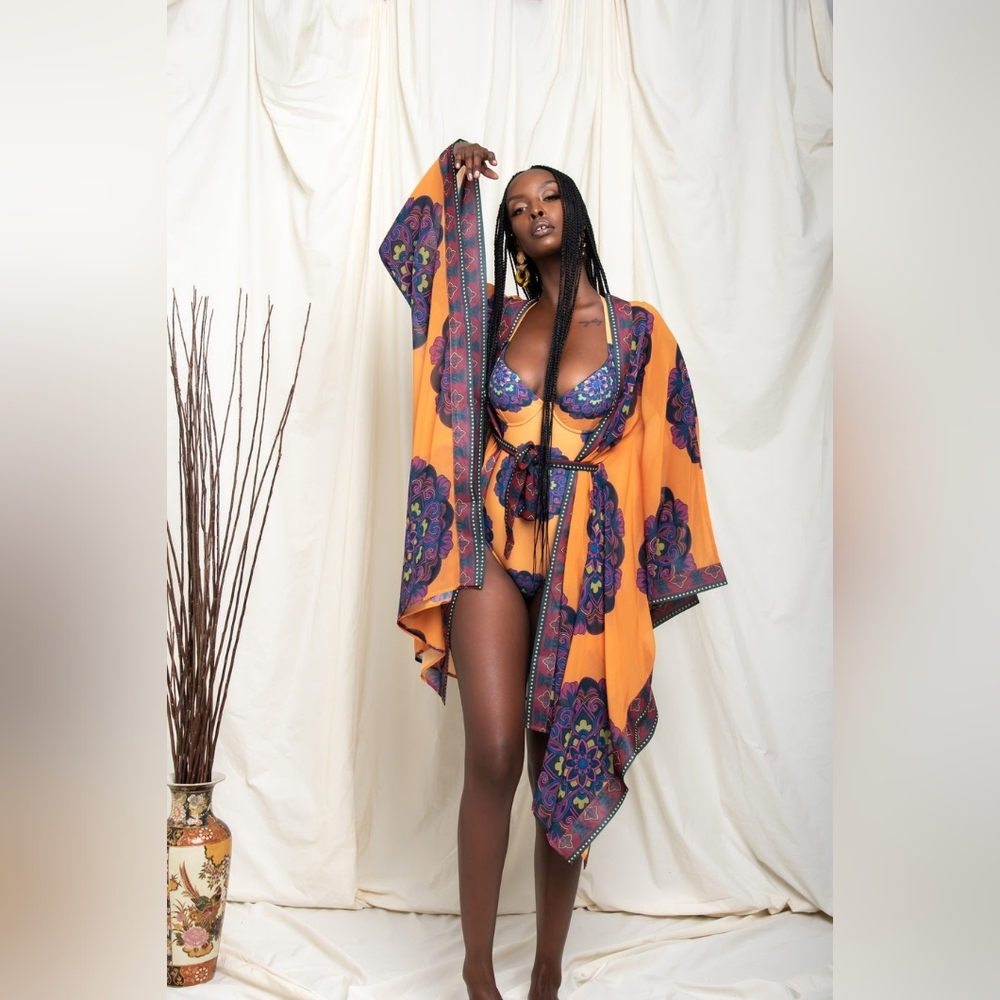 OFUURE MILANDU Kimono / Cover up